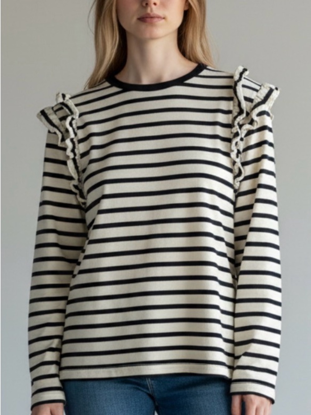 Easy Clothes Long Sleeve Black and Cream Ruffle Shirt Size Small Button Back NWT